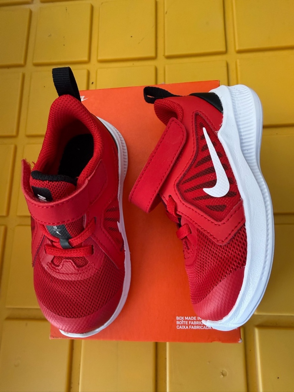 New boys Nike Sz 6, 8, 10 Red and White Shoes